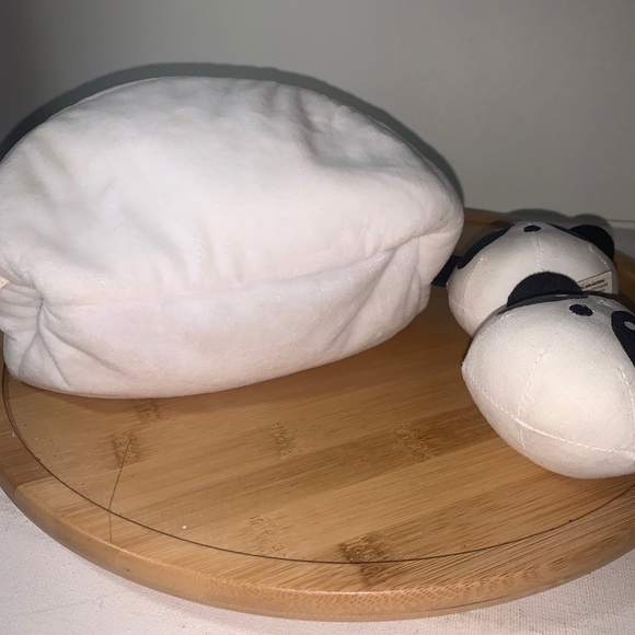 KiwiCo Panda Crate - Explore with Me - Panda Plush Tissue Holder plus 2 Babies - Picture 4 of 4